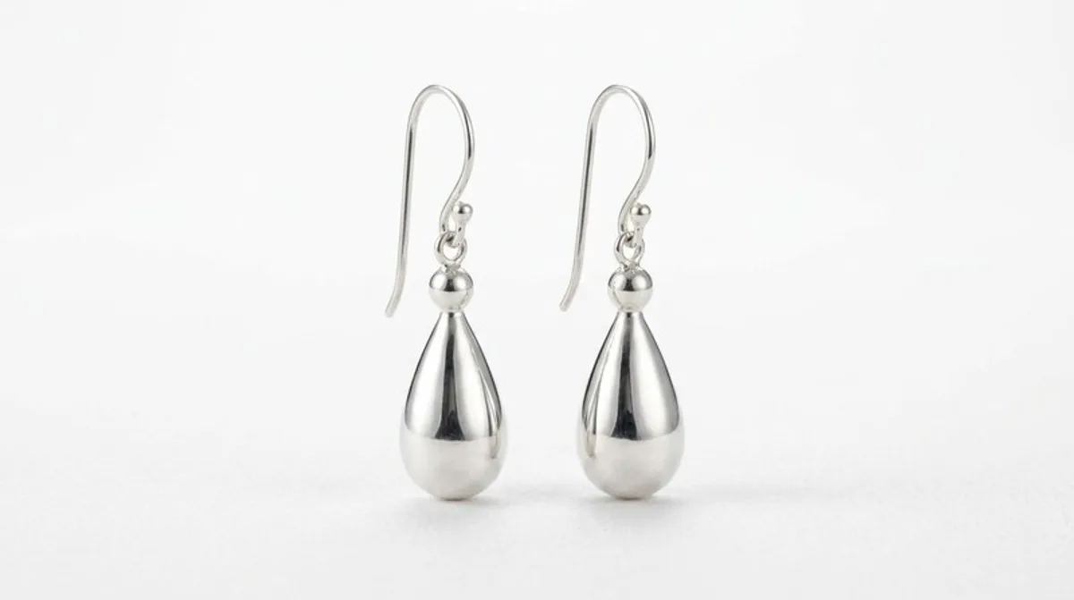Silber Ohrringe: Elegante Schmuckstücke & Deals