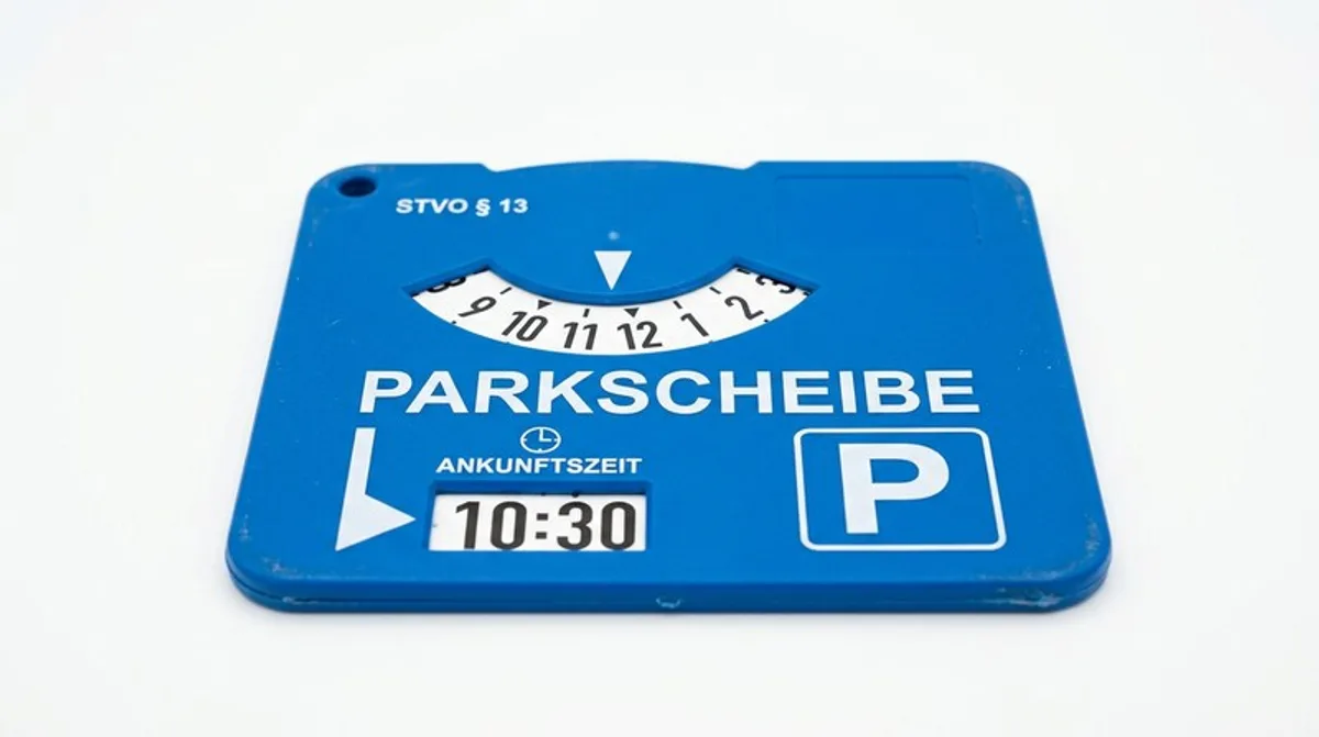 Parkscheibe im Auto: Pflicht, Bußgeld & Tipps