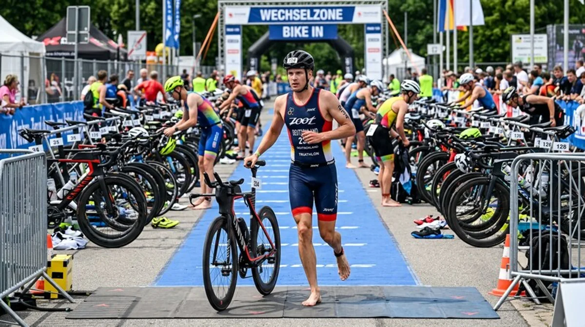 Triathlon Cycling: Tips, Gear & Race